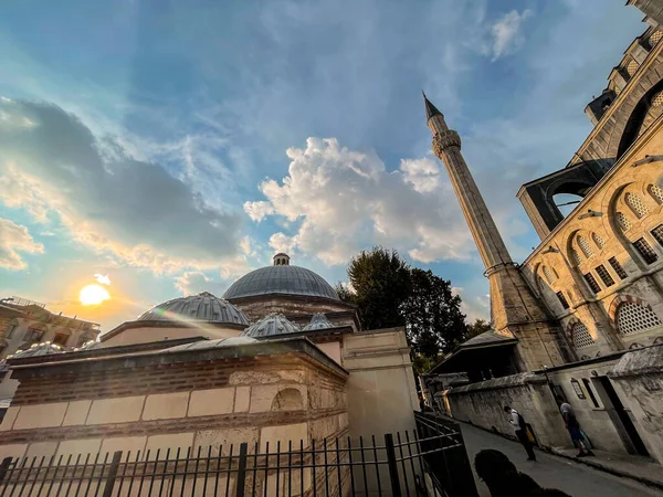 Istanbul Turquie Septembre 2021 Les Dômes Les Minarets Mosquée Kilic — Photo