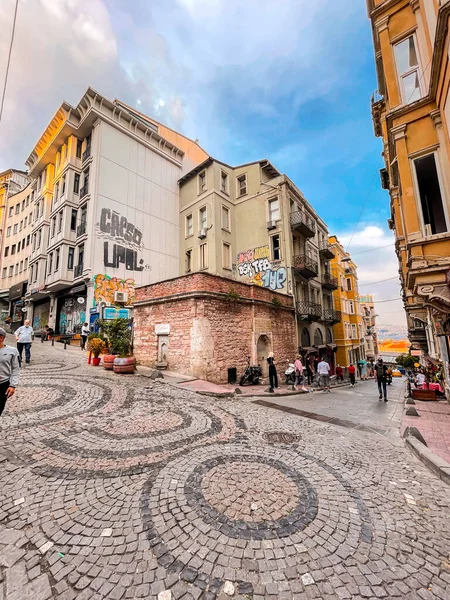 Stanbul Türkiye Eylül 2021 Stanbul Popüler Ilçesinde Beyoğlu Sokaklarından Genel — Stok fotoğraf