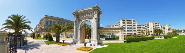 Ciragan Palace, Istanbul — Stockfoto