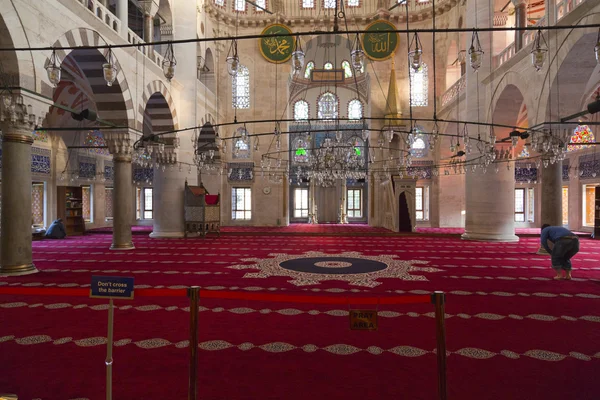 Moschee-Innenraum — Stockfoto