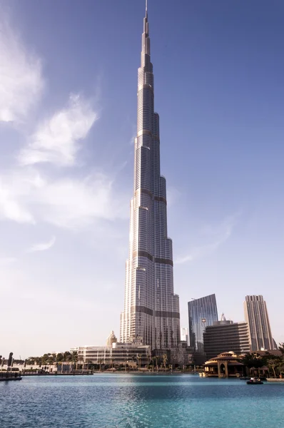 Widok z Emaar dzielnica, centrum Dubaju, Zjednoczone Emiraty Arabskie — Zdjęcie stockowe