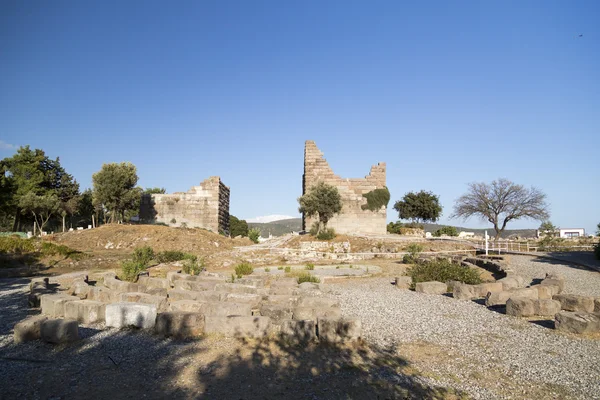 Forntida strukturerar av historiska stadsmursporten Myndos mellan Gumbet och Bodrum centrum, Bodrum Turkiet — Stockfoto