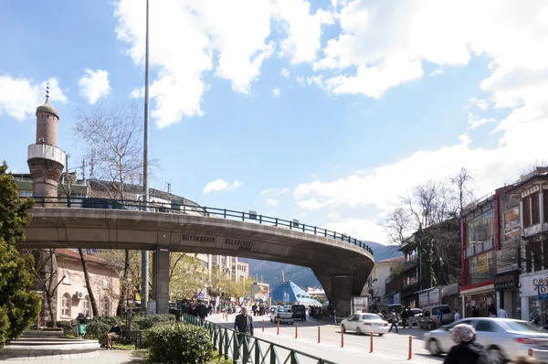 Zafer Plaza, centro comercial pirámide de vidrio en Bursa, Turquía —  Fotos de Stock