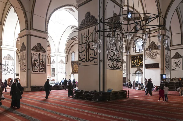 Interior view of Ulucami or the Great Mosque in Bursa islamic style antique decoration and Arabic calligraphy artworks — Stock Photo, Image