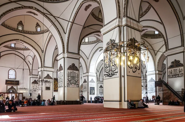 Interior view of Ulucami or the Great Mosque in Bursa islamic style antique decoration and Arabic calligraphy artworks — Stock Photo, Image