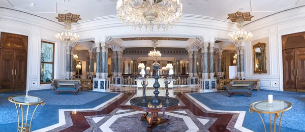 Vista interior do Palácio Ciragan, Istambul — Fotografia de Stock