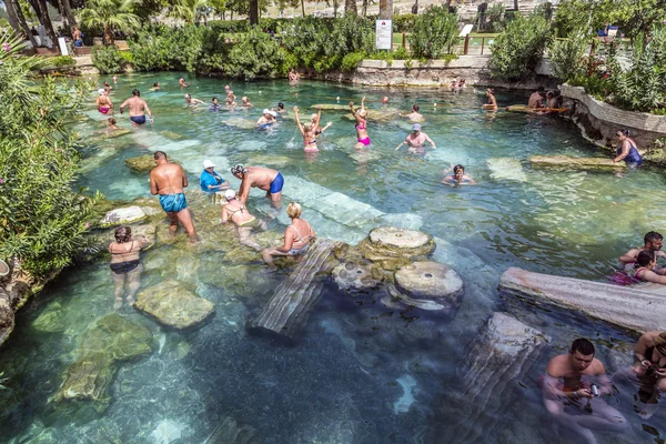 Kleopatřin bazén v Pamukkale, Turecko — Stock fotografie