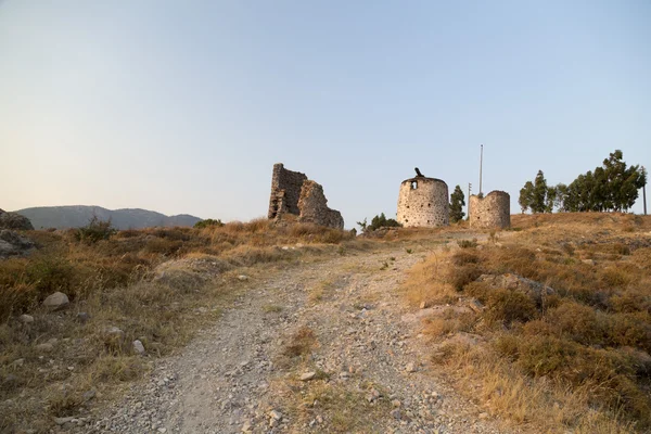 Wiatraki w Ortakent, Bodrum, Turcja — Zdjęcie stockowe