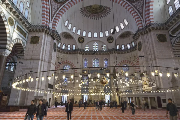 Vista interior da Mesquita Suleymaniye, Istambul — Fotografia de Stock