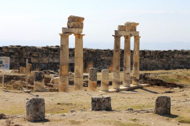 Harabeleri antik kenti hierapolis Türkiye'de