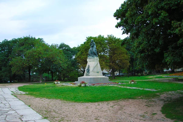Mikhail Lermontov Μνημείο Στο Πάρκο Του Pyatigosk Σεπτ 2012 — Φωτογραφία Αρχείου