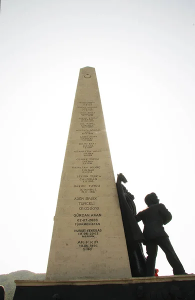 Monumento Memorial Vítima Terror Praça Cidade Fethiye Mugla Turquia Setembro — Fotografia de Stock