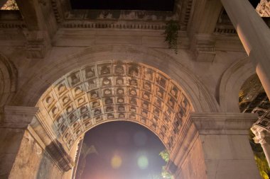 Kaleichi Antalya Türkiye 'nin Adrian kapıları 24 Eylül 2019