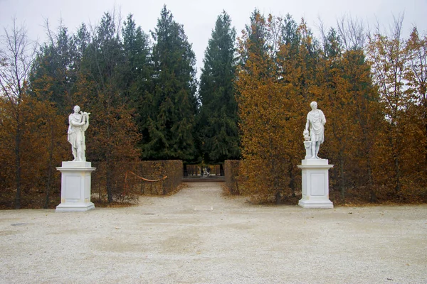 Estátua Parque Torno Palácio Shonbrunn Viena Áustria Novembro 2018 — Fotografia de Stock