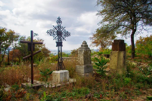 Ősi Keresztek Sírkövek Régi Temetőben Necropolis Pyatigorsk Történelmi Része Észak — Stock Fotó