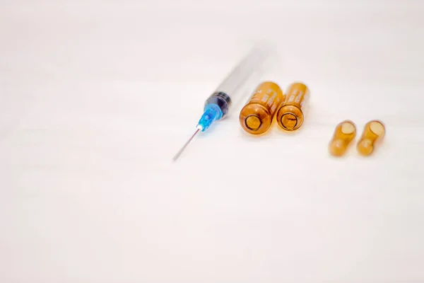 Empty Medical Ampoules Infusion Used Syringe Injection Isolated White Background — Stock Photo, Image
