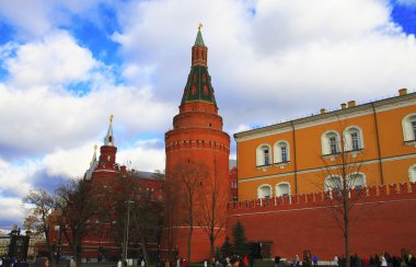 Moskova Kremlin kule ve Kremlin duvarı