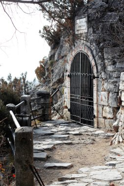 Lermontovs Grotto. Pyatigorsk tarihi yerler, Kuzey Caucas