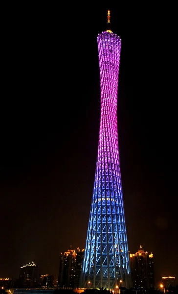 Torre del cantón, Guangzhou, horizonte de China en el río Pearl — Foto de Stock