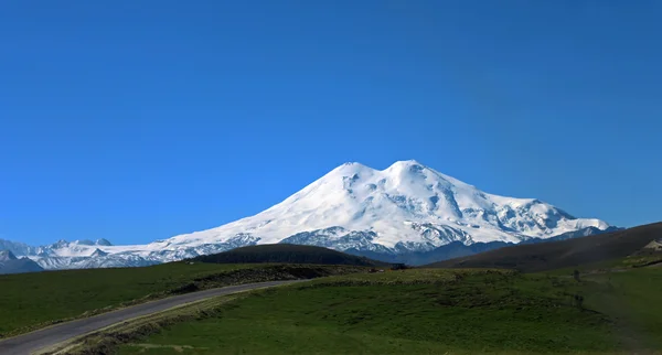 布鲁斯山是欧洲的最高峰 — 图库照片