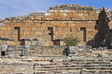 Şehirdeki antik Hierapolis Türkiye tiyatro kalıntıları
