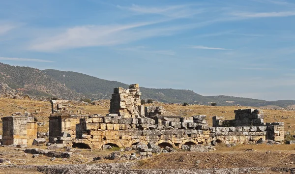 Ερείπια στην αρχαία πόλη Τουρκία Ιεράπολη — Φωτογραφία Αρχείου