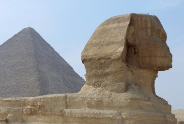 Mısır çöl ve Sfenks Giza piramitleri