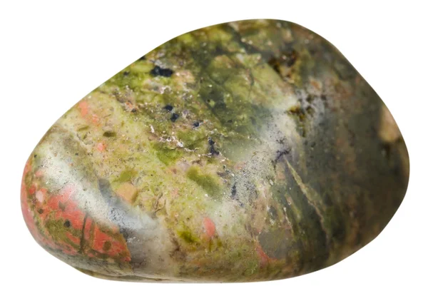 Унакит (эпидозит) драгоценный камень изолирован — стоковое фото