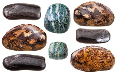 çeşitli Enstatite doğal mineral değerli taşlar kümesi