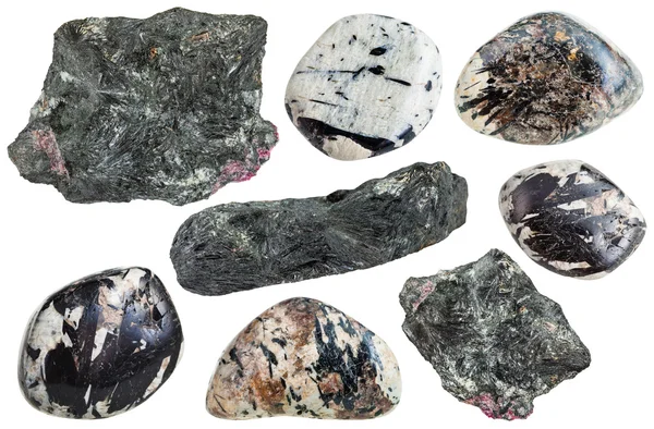 Набор различных эгириновых природных минеральных камней — стоковое фото