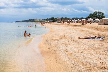 insanlar üzerinde plaj Azak Denizi, Golubitskaya resort