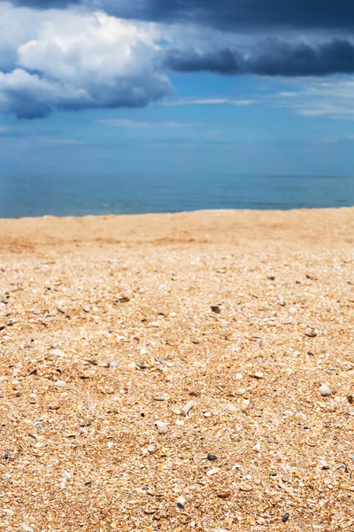 Superficie della spiaggia di ghiaia e sabbia da vicino — Foto Stock