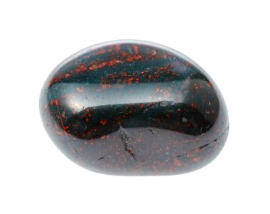 Jeolojik koleksiyondaki doğal mineral örneklerinin makro fotoğrafçılığı - beyaz arka planda izole edilmiş Heliotrope (Kan Taşı) sarılı