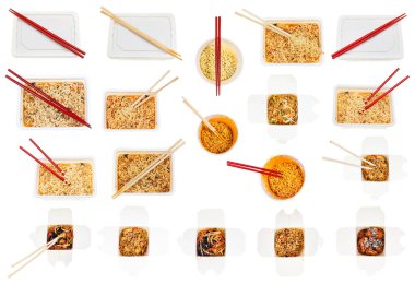 Beyaz arka planda izole edilmiş tek kullanımlık kutularda Asya fast food koleksiyonu