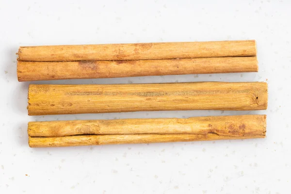 Top View Three Sticks Alba Premium Ceylon Cinnamon Close Gray — Stock Photo, Image