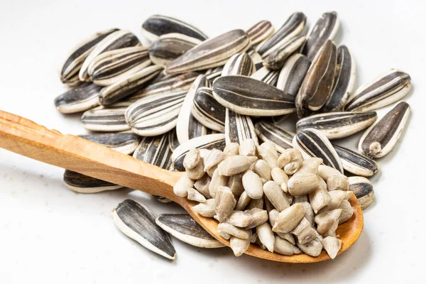 Cores Wood Spoon Pile Sunflower Seeds Gray Ceramic Plate — Stock Photo, Image