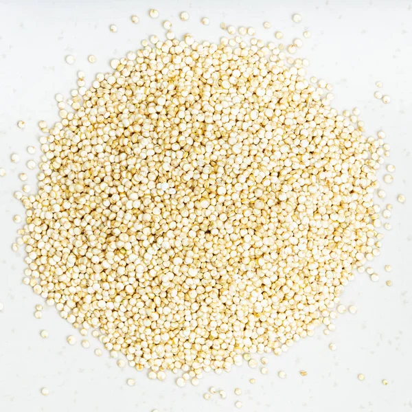 Blick Von Oben Auf Einen Haufen Quinoa Körner Aus Nächster — Stockfoto
