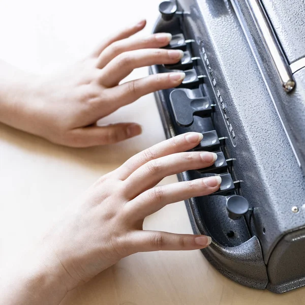 Moscow Russia June 2021 Fingers Keys Perkins Brailler Braille Typewriter — Stock Photo, Image