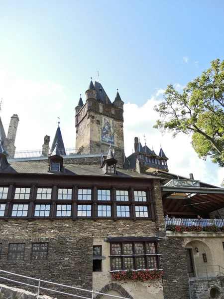 Weergave van cochem keizerlijke kasteel in Duitsland — стокове фото