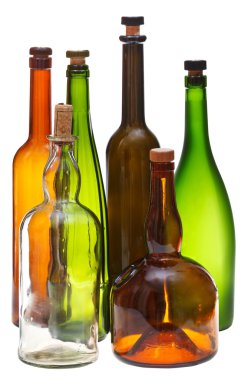 boş şarap şişeleri izole kapalı