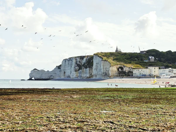 Eretrat village and cliff on english channel — Stock Photo, Image