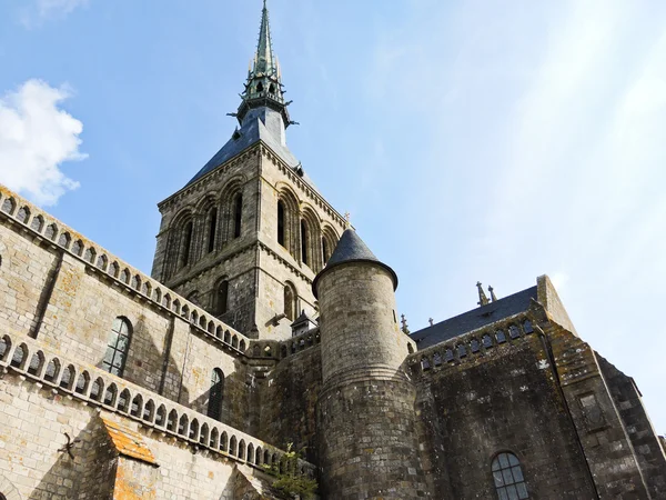 Église abbaye mont saint-michel en Normandie — Photo