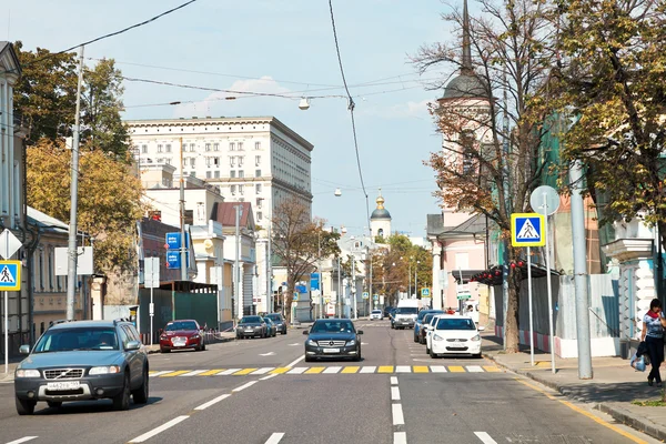 Bolshaya ordynka Moskova'da sokak görünümü — Stok fotoğraf