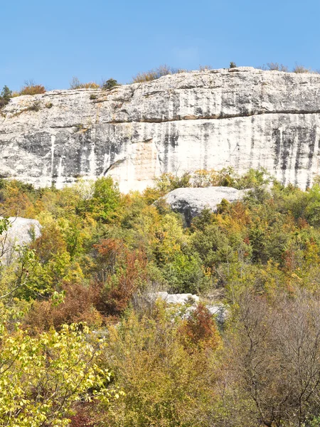 La ladera montañosa de la garganta mariam-dere en la Crimea — Foto de Stock