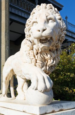 Medici aslan topu ile Vorontsov Palace yakınındaki oteller