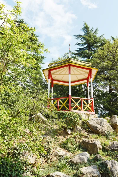 ahşap köşk Nikitsky Botanik Bahçesi