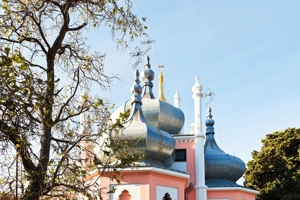 Koepel van de kerk van St. Johannes Chrysostomus in Jalta — Stockfoto