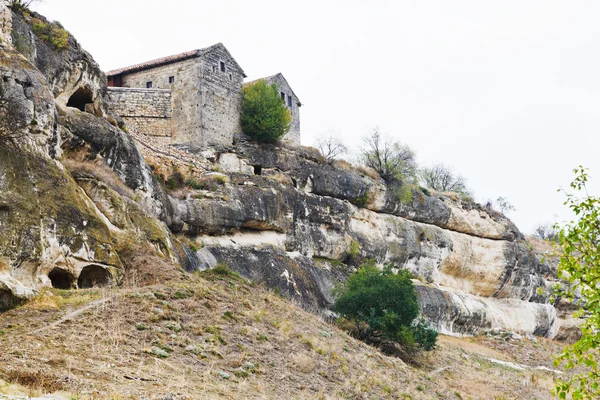 Houses of medieval town chufut kale, Crimea — Stock Photo, Image