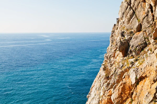 オーロラ、クリミア半島の黒海の崖 — ストック写真