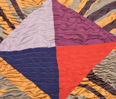 İpek patchwork geometrik süs detay